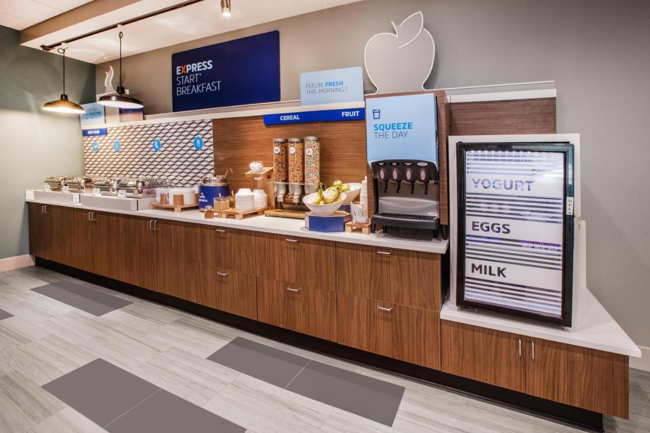 Holiday Inn Express & Suites - Yuba City - Marysville, An Ihg Hotel Buitenkant foto